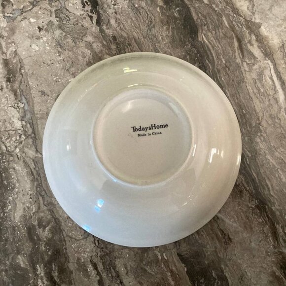 Todays Home Navy Blue Rimmed Dinner Bowls 7” used - Picture 3 of 6